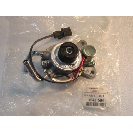 Support de Filtre à Gaz Oil d'Origine Pajero V68 V78 Support de Filtre à Gaz Oil d'Origine Pajero V68 V78