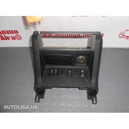 Panneau du Bloc Autoradio Pajero 3