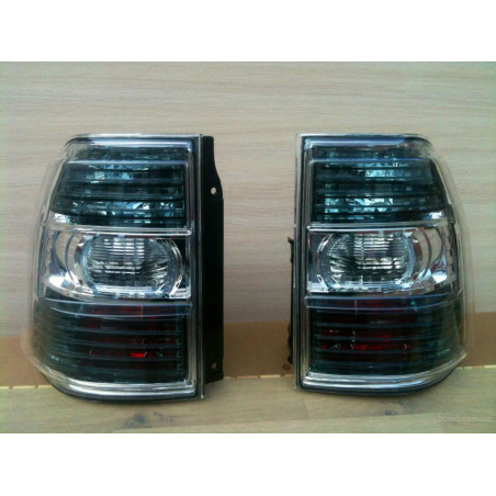 Bloc Optique Arrière Origine Droit Pajero 4 Long Bloc Optique Arrière Origine Droit Pajero 4 Long